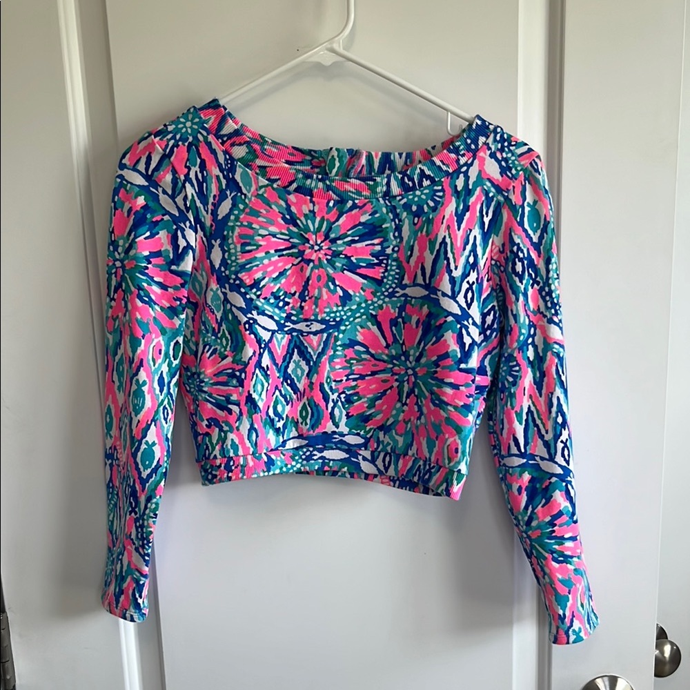 Lilly Pulitzer Blue Pink Crop Graphic Blouse